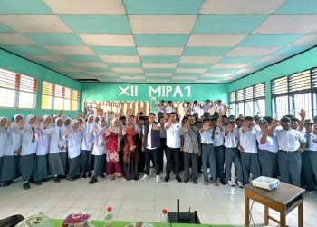 Satres Narkoba Polres Luwu Tanamkan Kesadaran Sejak Dini di Hari Pertama Sekolah