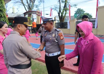 Puluhan Personel Dapat Kenaikan Pangkat, Kapolres Maros Pimpin Upacara dan Syukuran