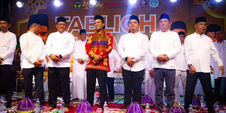Personel Polres Luwu Sukses Kawal Tabligh Akbar Ust Abdul Somad