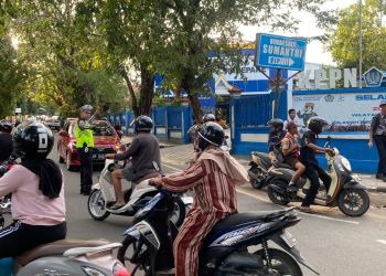 Beri Pelayanan Terbaik ke Masyarakat, Satlantas Polres Parepare Gatur di Sejumlah Titik