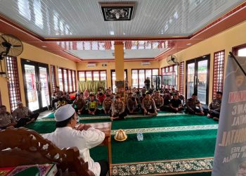 Perkuat Karakter dan Spiritual, Polres Tana Toraja Gelar Pembinaan Rohani dan Mental Bagi Personel