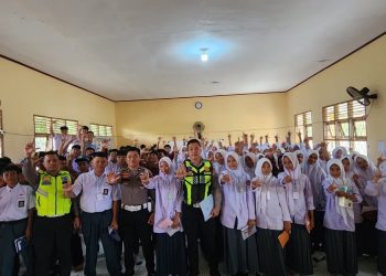Satlantas Polres Luwu Bekali Pelajar Disiplin Lalu Lintas dan Waspada Bahaya Kecanduan Game