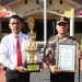 Kapolres Maros Beri Penghargaan kepada Personel Berprestasi Periode 2026