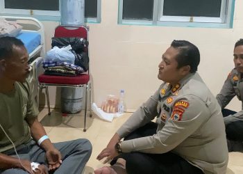 Kapolres Selayar Besuk Korban KLM Nurul Salsa, Jamin Pengobatan dan Pengantaran ke Kampung