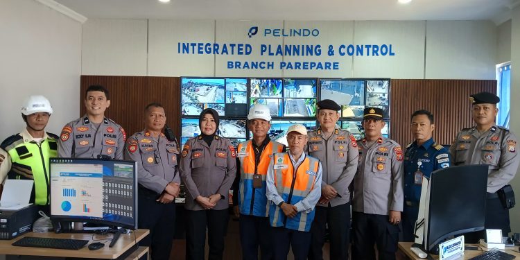 Ditpamobvit Polda Sulsel Lakukan Asistensi di Kawasan Pelabuhan Nusantara Parepare