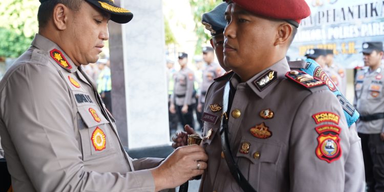 Kapolres Parepare Pimpin Upacara Pelantikan Kasat Narkoba