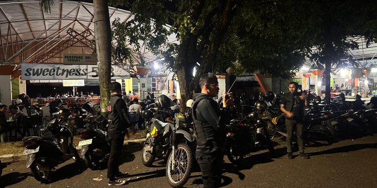 Kapolres Parepare Kerahkan Tim Senggol Tingkatkan Patroli di Wilayah Rawan Terjadi Tindak Kriminal dan Aksi Bali
