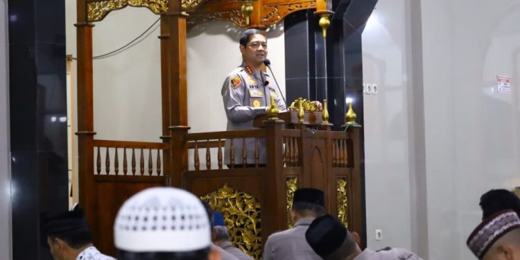 Safari Subuh di Masjid At-Taqwa, Kapolrestabes Makassar: Situasi Aman Rezeki Yang Patut di Syukuri