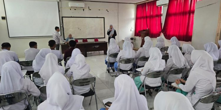 Unit PPA Satreskrim Polres Bulukumba Sosialisasi Pencegahan TPKS dan TPPO di STIKES