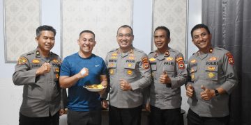 Wujud Soliditas TNI–Polri, Kapolres Bulukumba Beri Kejutan di Hari Ultah Dandim