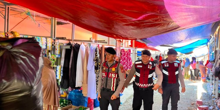 Patroli Humanis Sat Samapta Polres Luwu di Pasar Suli, Perkuat Rasa Aman dan Cegah Premanisme