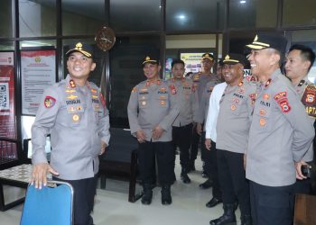 Hari Pertama Bertugas, Kapolres Wajo Cek Ruang Kerja, Tahanan, dan Inventaris Mako