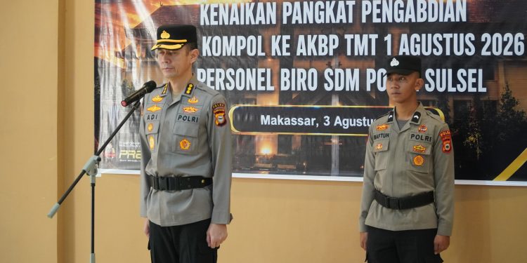 Pimpin Upacara Kenaikan Pangkat, Karo SDM Polda Sulsel : Tetap Menjadi Agen Kepolisian Saat Purna