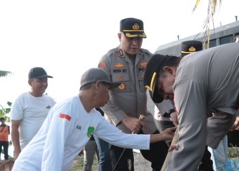 Kapolres Sidrap Turunkan Water Canon Untuk Aliri Sawah Warga Yang Kekeringan