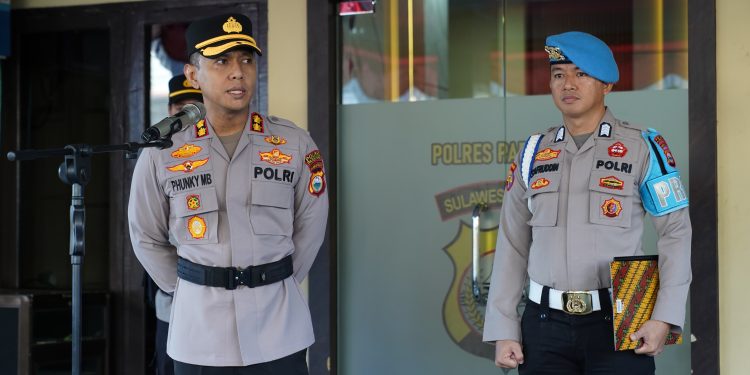 Pimpin Apel Perdana Sebagai Kapolres Parepare, Ini Arahan AKBP Phunky ke Personel