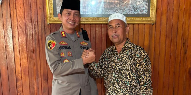 Kapolres Luwu dan Tokoh Masyarakat Larompong Satukan Langkah Jaga Kamtibmas