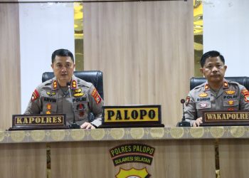 Kapolres Palopo Sampaikan Commander Wish, Tekankan Pelayanan Humanis Dan Kepatuhan Sop