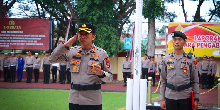 Kapolres Luwu Pimpin Upacara Kenaikan Pangkat Pengabdian, Apresiasi Dedikasi Selama Menjalankan Tugas