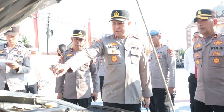 Pastikan Kendaraan Siap Digunakan, Kapolres Cek Ranmor Dinas Polres Sidrap
