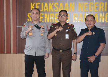 Kapolres Sidrap Silaturahmi Bersama Kajari, Perkuat Soliditas APH