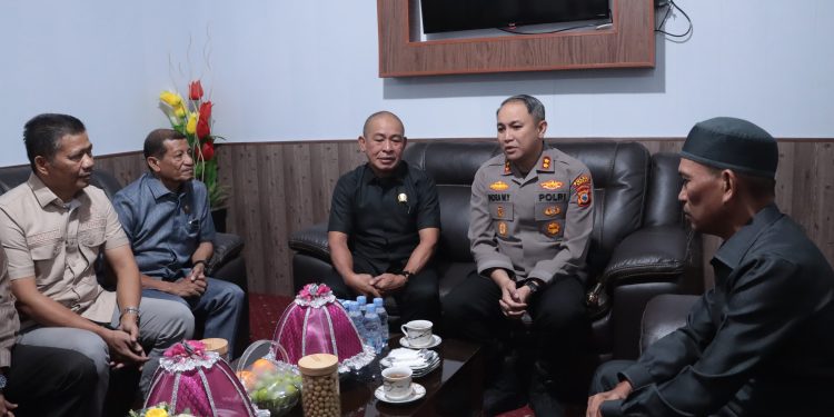 Perkuat Sinergi Jaga Kamtibmas, Kapolres Sidrap Jalin Silaturahmi Dengan Ketua DPRD