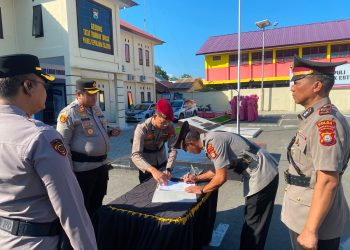 Kapolres Selayar Pimpin Sertijab Kabag, Kapolsek dan Pelantikan Kasi Humas