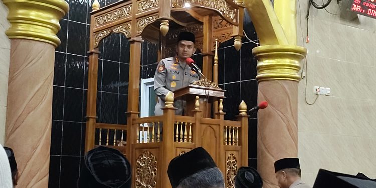 Safari Subuh Kapolresta Gowa, Dari Mimbar Masjid Titip Pesan Kamtibmas dan Wakaf Al-Qur’an