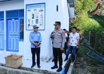 Kapolres Barru Turun Langsung Pantau Kondisi Sumber Air di Bendung Batu Bessi