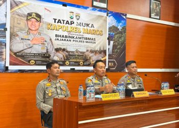 Perkuat Kedekatan dengan Masyarakat, Kapolres Maros Beri Arahan ke Bhabinkamtibmas