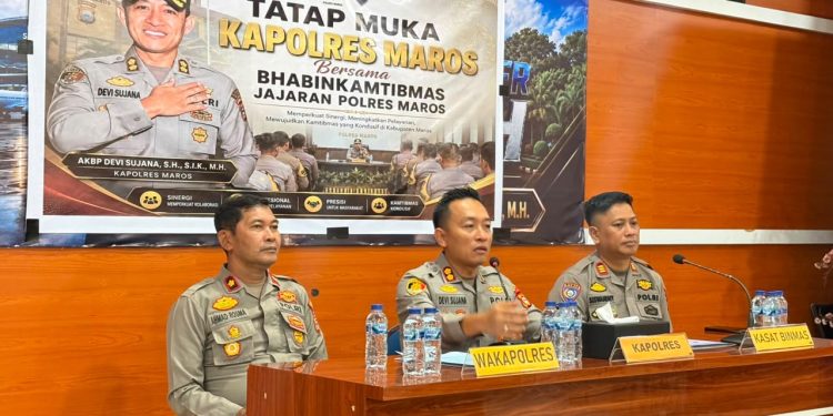 Perkuat Kedekatan dengan Masyarakat, Kapolres Maros Beri Arahan ke Bhabinkamtibmas