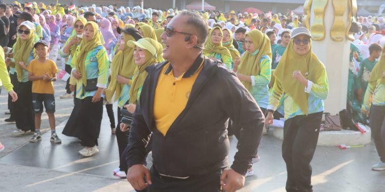 Kapolres Soppeng Hadiri Gerak Jalan Santai Semarak HUT ke-81 Kemerdekaan RI