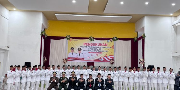 Kapolres Soppeng Hadiri Pengukuhan Paskibraka, Dorong Generasi Muda Junjung Disiplin dan Nasionalisme