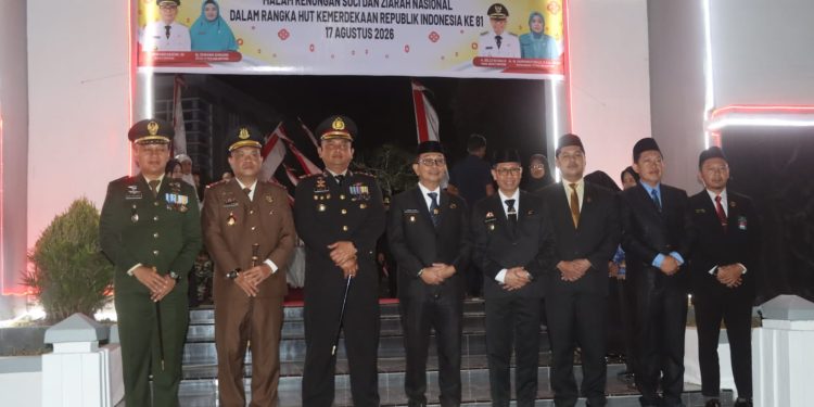 Kenang Jasa Pahlawan, Kapolres Soppeng Ikuti Renungan Suci HUT ke-81 RI