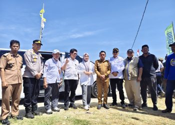 Wagub Sulsel Puji Terobosan Kapolres Sidrap Aliri Sawah Warga di Musim Kemarau