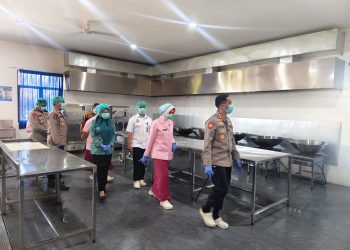 Pastikan Sesuai SOP, Kapolresta Gowa Cek Kesiapan SPPG di Bajeng Barat