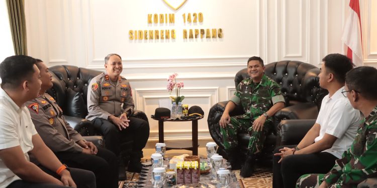 Sambangi Kodim 1420, Kapolres Sidrap Tegaskan TNI-Polri Solid