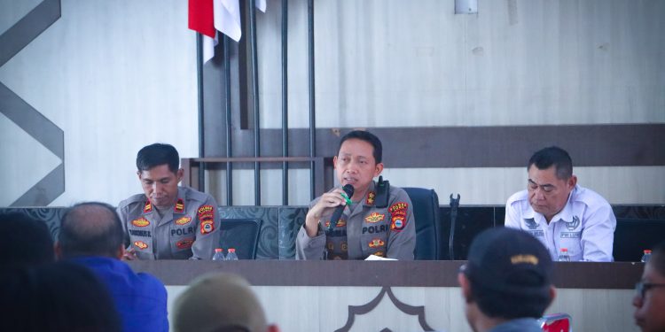 Perkuat Komunikasi dan Sinergitas, Kapolres Luwu Duduk Bersama Insan Pers