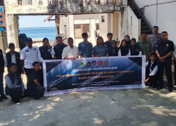 Polri Bersama Instansi Terkait di Barru Gelar Operasi Gabungan Pengawasan Keimigrasian di PT TOM