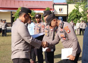Kapolres Bulukumba Beri Apresiasi ke Pelatih dan Pengawal Paskibraka