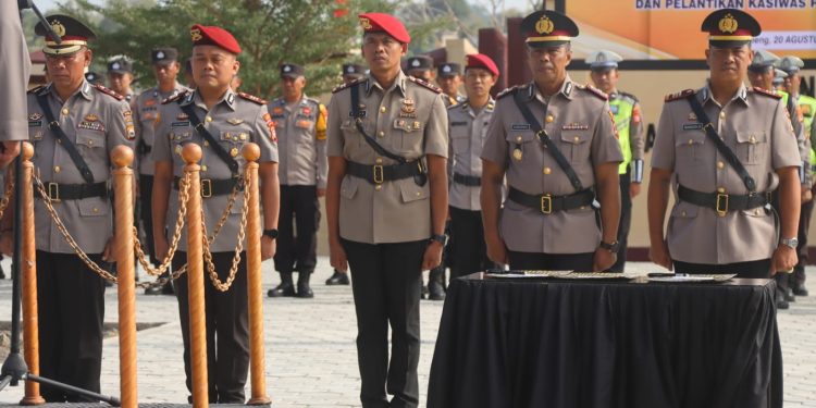 Kapolres Soppeng Pimpin Sertijab Waka Polres, Kasat, Kasi dan Kapolsek