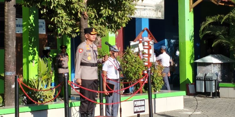 Sambangi SMAN 1 Sungguminasa, Kapolresta Gowa: Tetap Tertib Berlalu Lintas dan Stop Bullying