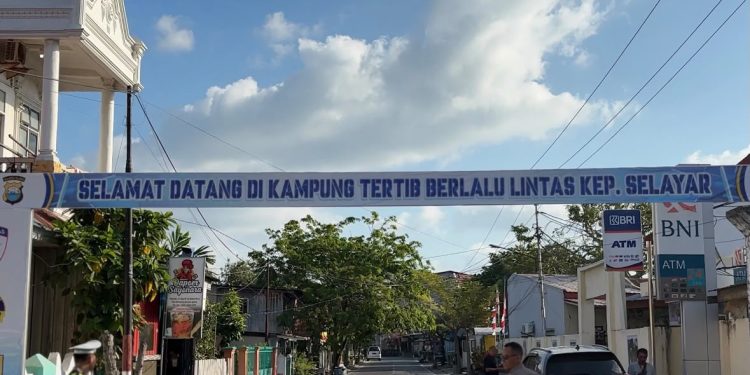 Polres Kepulauan Selayar Tetapkan Jalan Syarif Al Qadri Sebagai Kampung Tertib Berlalu Lintas