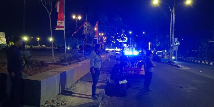 Polsek Bacukiki Gelar Patroli Blue Light, Antisipasi Kriminalitas dan Kebakaran di Musim Kemarau