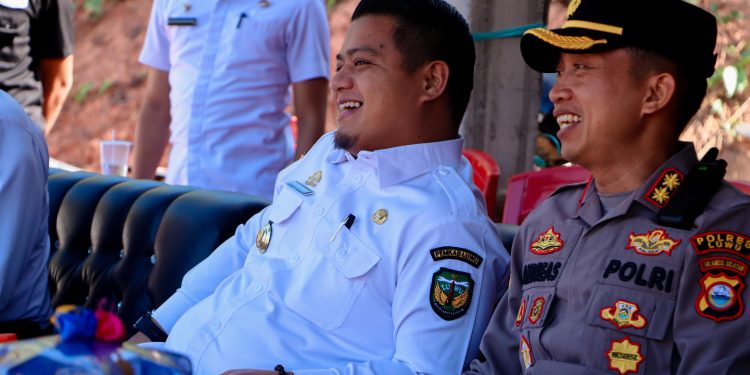 Kapolres Luwu dan Wakil Bupati Hadiri Pesta Panen di Desa Binturu