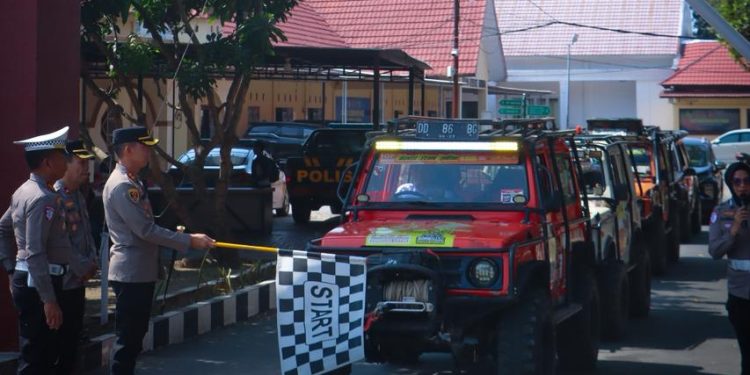 Lepas Peserta Bhayangkara Off Road Seri V, Kapolres Luwu: Utamakan Keselamatan dan Kepedulian