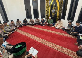 Perkuat Iman dan Sinergi, Polsek KPN Polres Parepare Gelar Binrohtal di Mushollah Nur Qolby