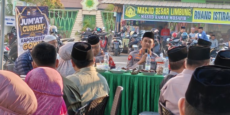 Dari Masjid ke Hati Masyarakat, Kapolresta Gowa Dengar Curhatan Warga Limbung