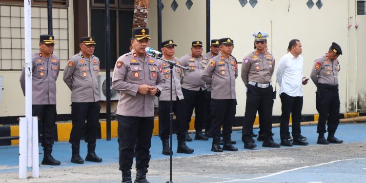 Apel Jam Pimpinan, Wakapolres Palopo Tekankan Disiplin Dan Pengawasan Anggota