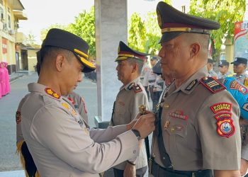 Kapolres Parepare Pimpin Upacara Serah Terima Jabatan Kabag SDM dan Kasi Propam