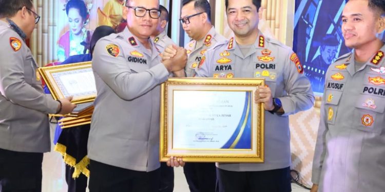 Polrestabes Makassar Raih Predikat Pelayanan Prima A Dari Kapolri